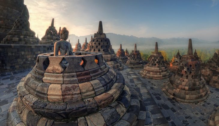 Borobudur sztúpa Indonéziában