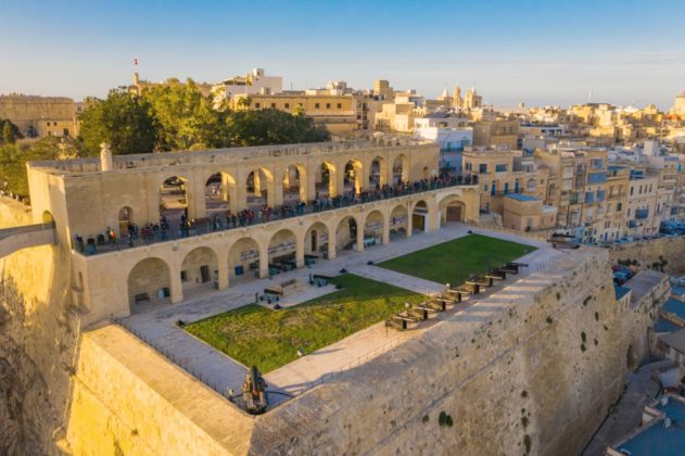 Barrakka kertek Málta Valletta látnivalói