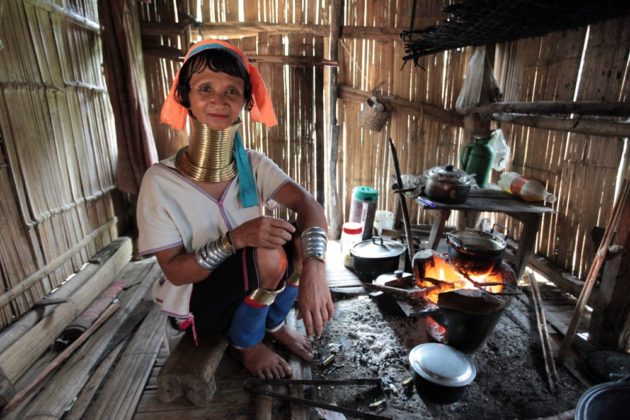 Karen Kayan népcsoport Burma Thaiföld hosszú nyakúak