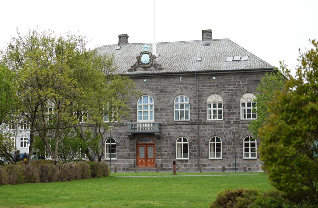 Reykjavík parlamentje akkora mint egy családi ház