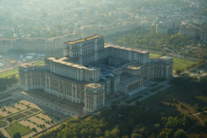 A hatalmas Parlament Palota Bukarestben