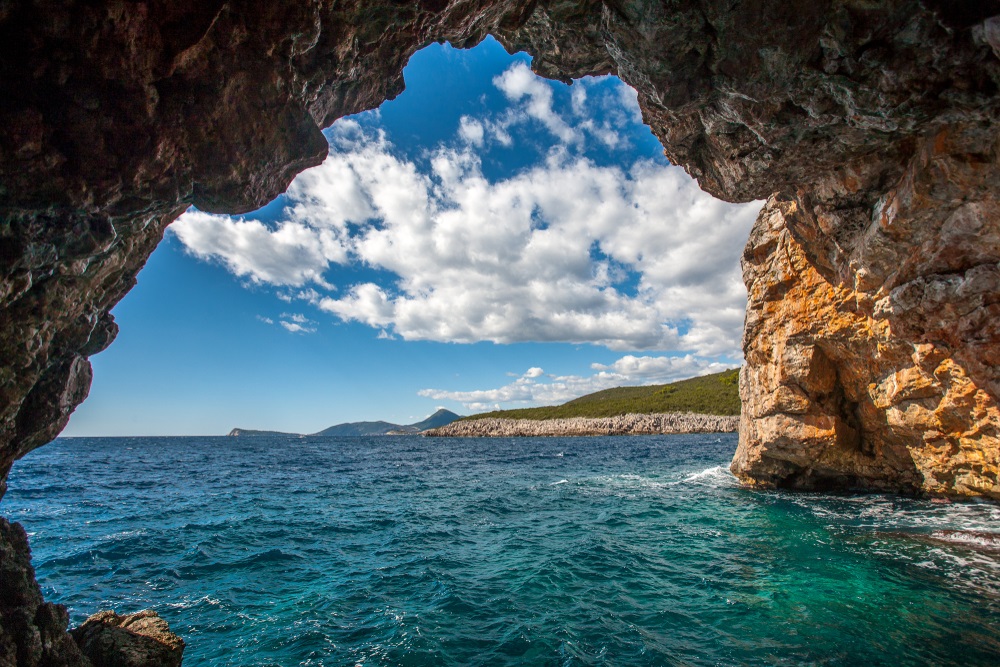 Budva Montenegró Kék barlang Kotori öböl látnivalók