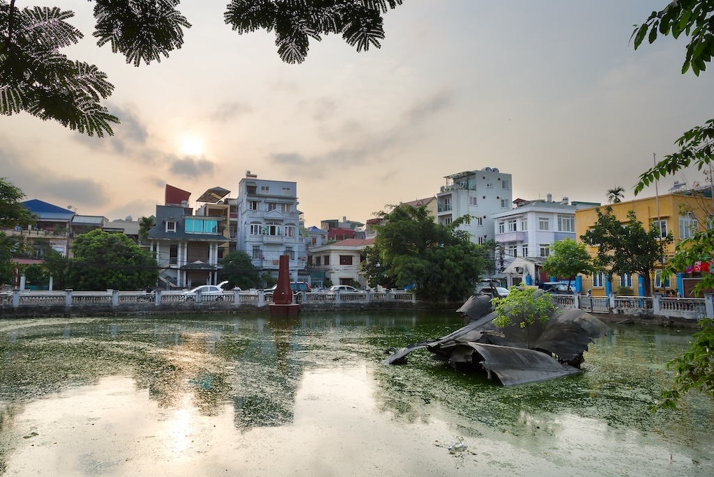 Hanoi szokatlan látnivalói - B52 bombázó