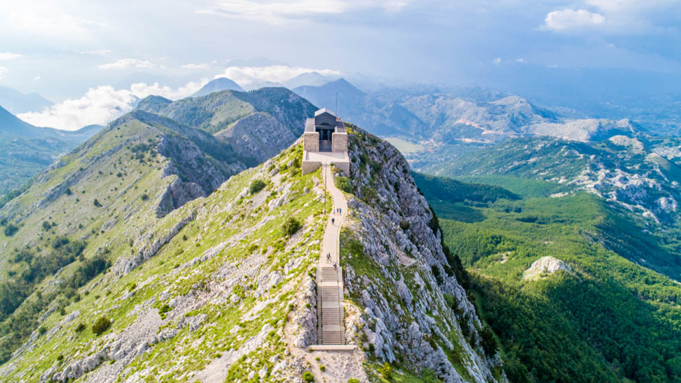 Lovcen hegy Montenegró Kotori-öböl látnivaló