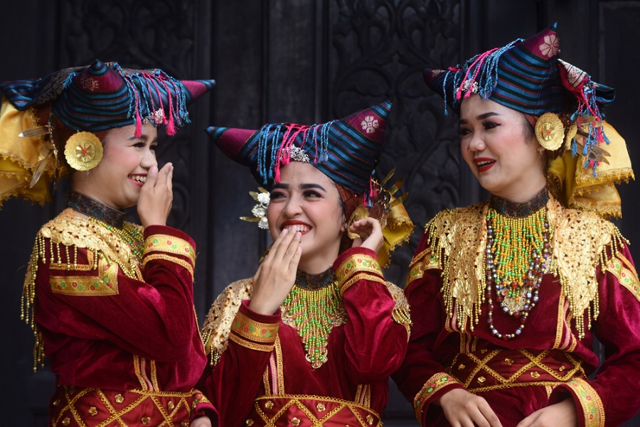 minangkabau nők társadalom vezetők indonézia