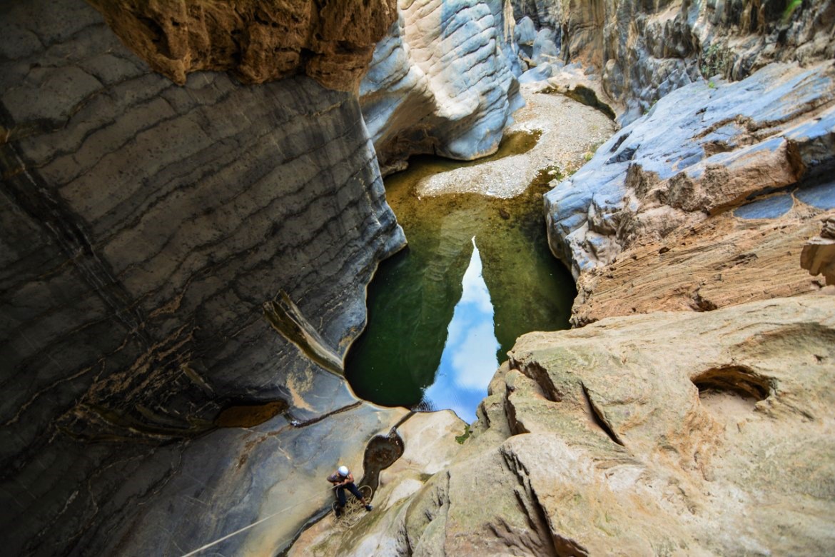 omán kígyó kanyon canyoning