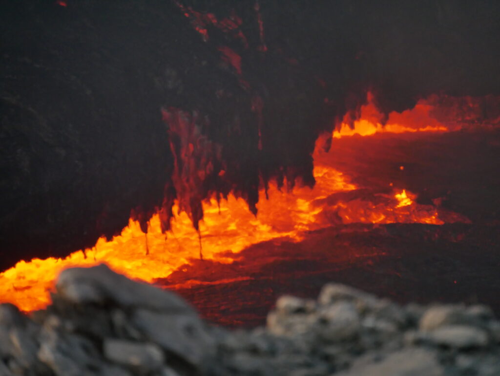 Az Erta Ale 1200 fokos lávatava, Danakil-mélyföld