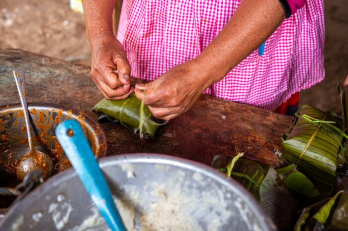 Guatemalai étel a tamales készítése