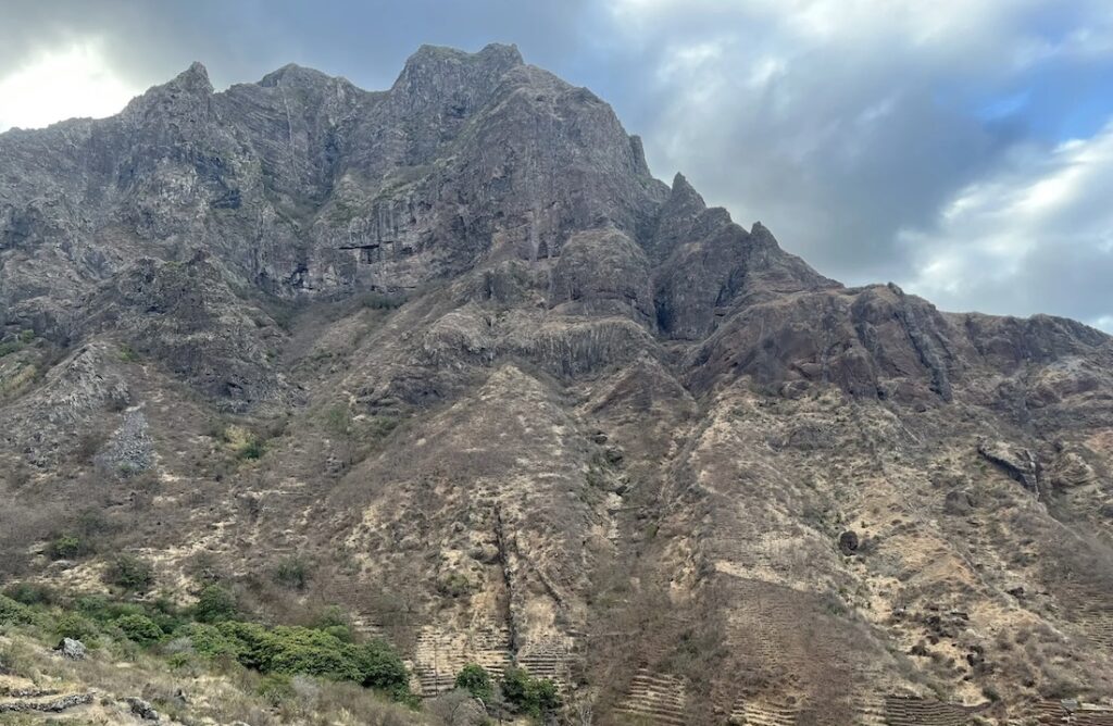 Zöld-foki-szigetek túra, Vila Ribeira Brava-Cachaço