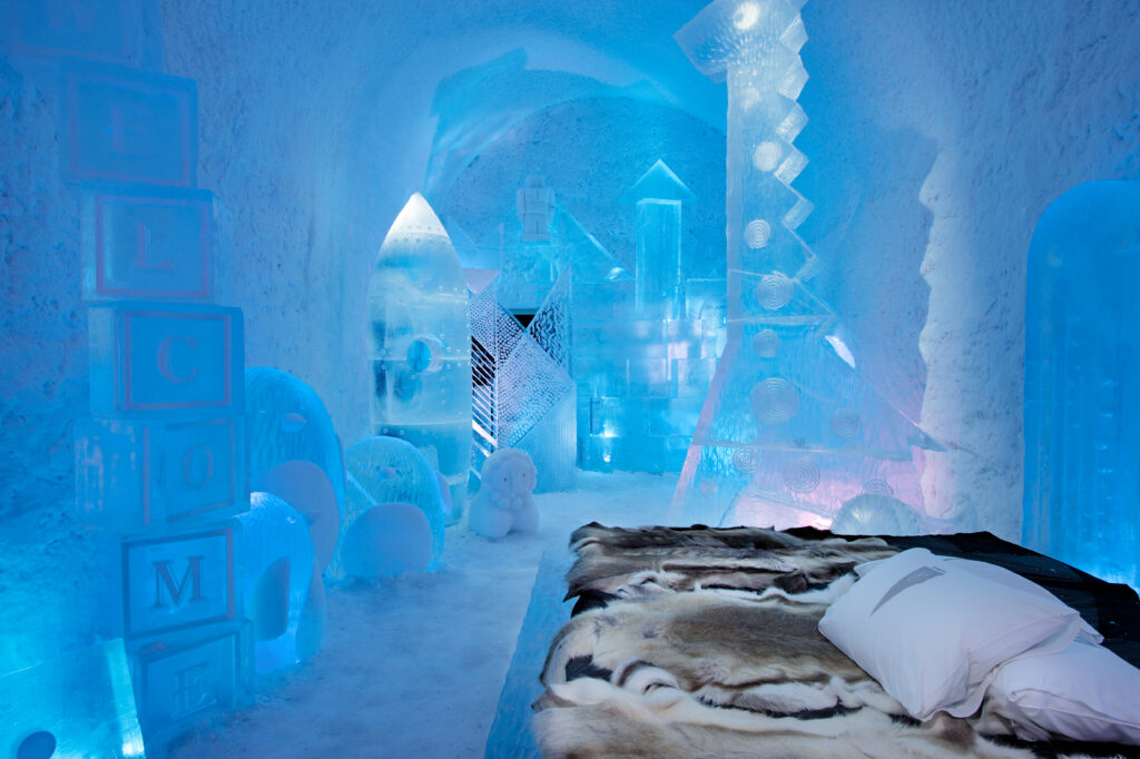Icehotel szobája Svédországban
